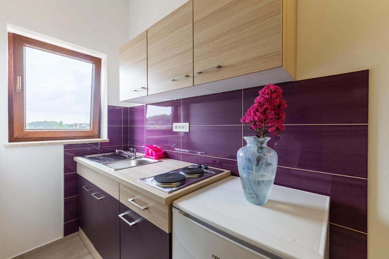 Apartmani Suzi Pula Ngoại thất bức ảnh