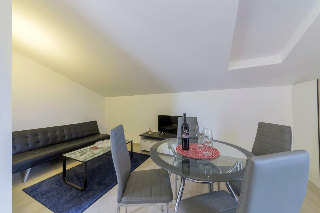 Apartmani Suzi Pula Ngoại thất bức ảnh