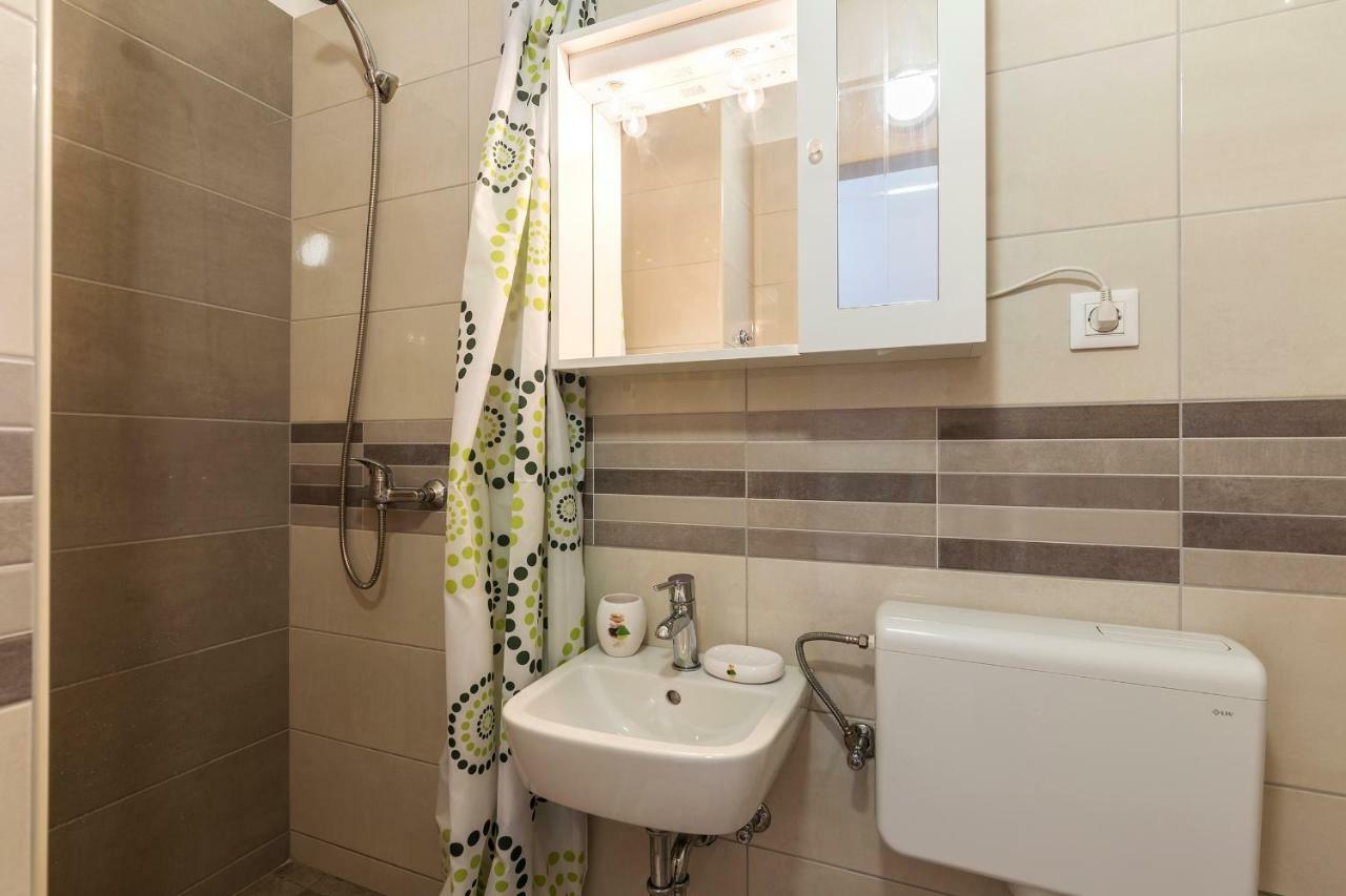Apartmani Suzi Pula Ngoại thất bức ảnh