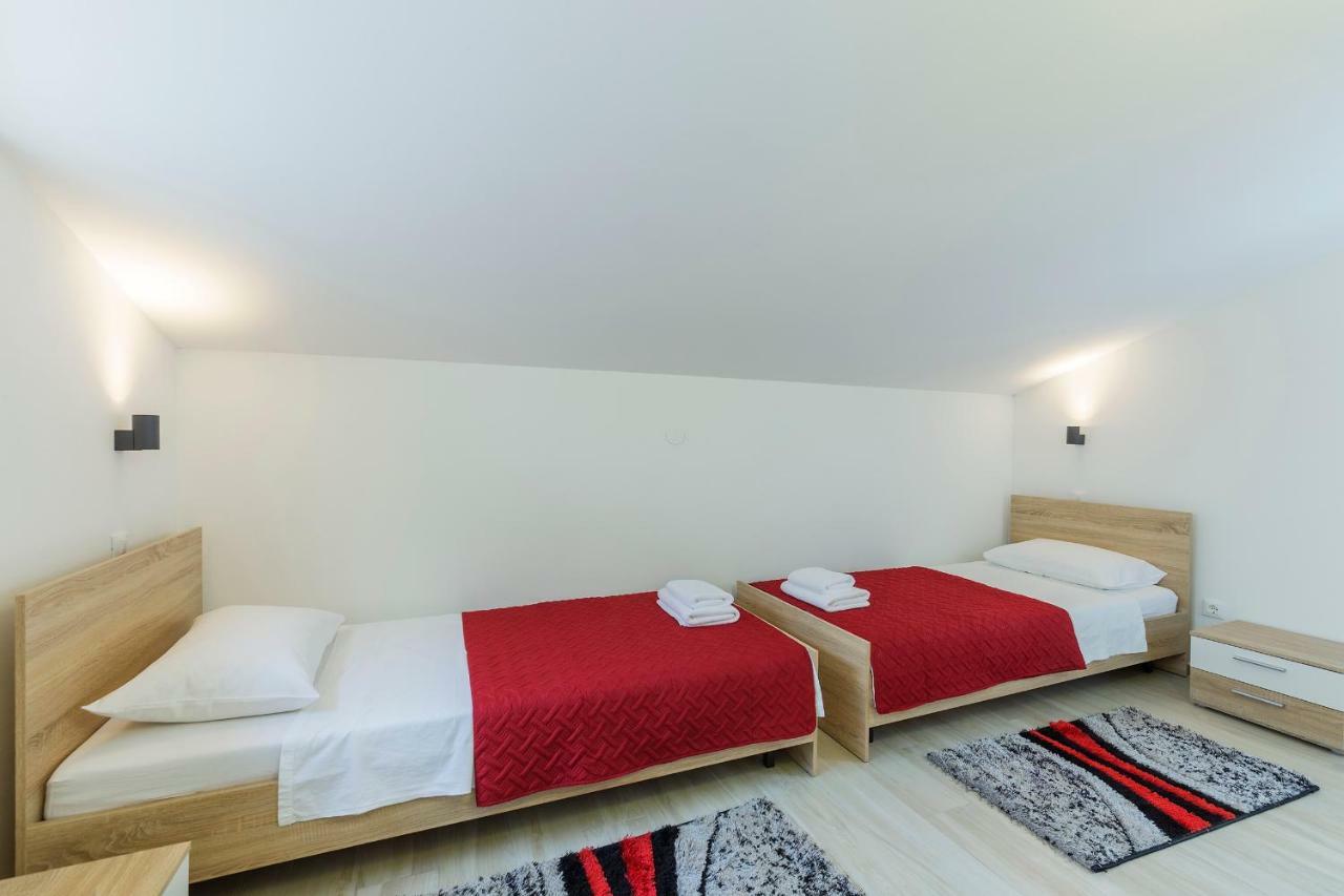Apartmani Suzi Pula Ngoại thất bức ảnh