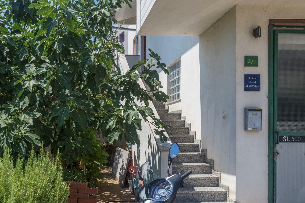 Apartmani Suzi Pula Ngoại thất bức ảnh